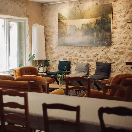 Le Diablotin Hostel Saint-Jean-de-Fos