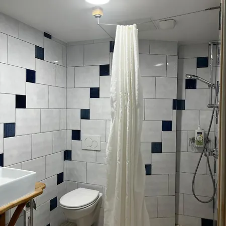 Hostel Le Diablotin Saint-Jean-de-Fos