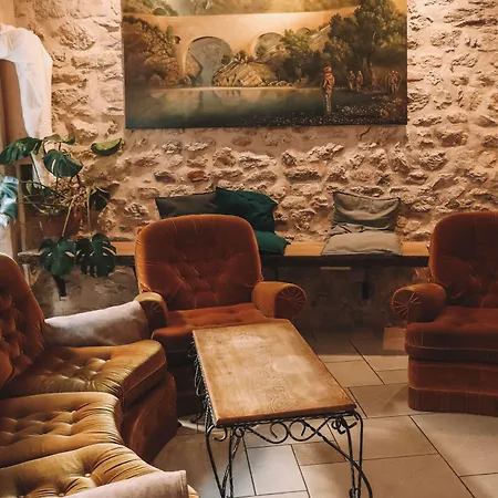 Le Diablotin Hostel Saint-Jean-de-Fos
