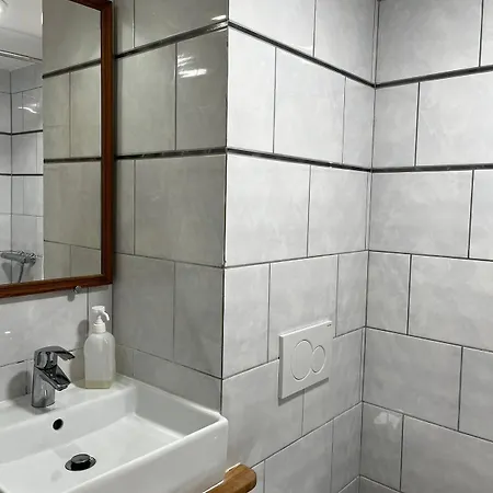 Hostel Le Diablotin Saint-Jean-de-Fos