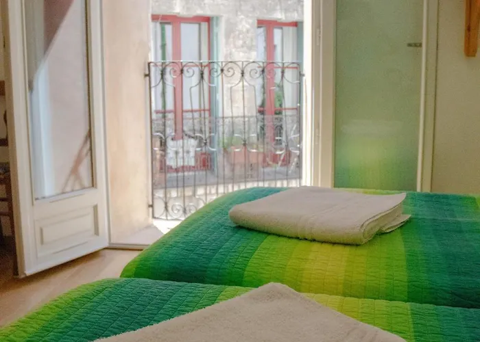 Le Diablotin بيت شباب *