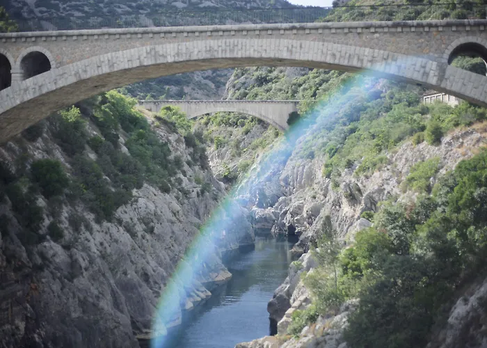 Le Diablotin بيت شباب