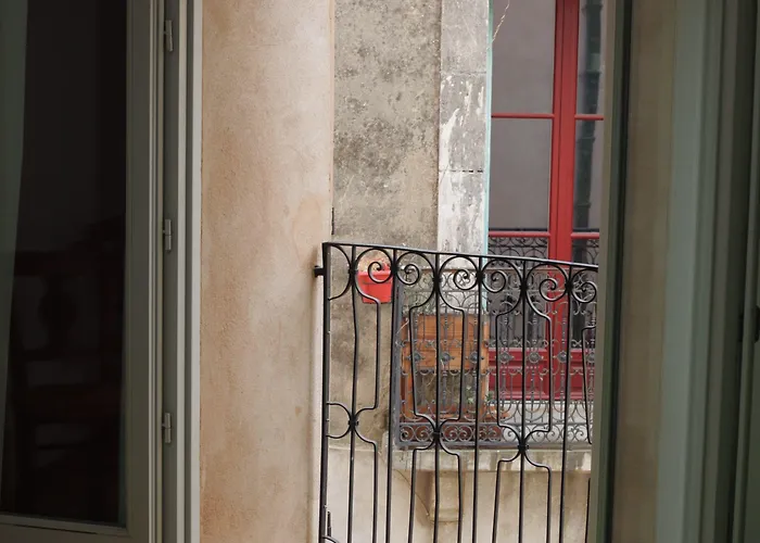 Le Diablotin بيت شباب *